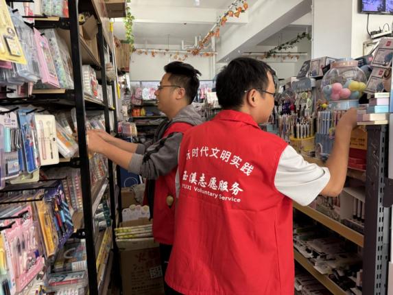 护航开学季 筑牢安全网——右所社区开展开学前校园周边安全专项检查